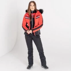 Dare 2b De Dare2B Dynamite Ski-jas - Wintersportjas - Dames - Waterdicht - Geïsoleerd - Rood 16 Dare 2b De Dare2B Dynamite Ski-jas - Wintersportjas - Dames - Waterdicht - Geïsoleerd - Rood -Ski Gemeenschap 1200x1200 199