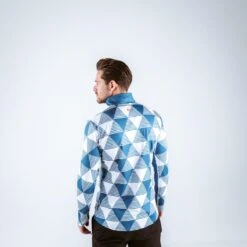 Gareth & Lucas Skipully The Twenty-Three - Heren M - 100% Gerecycled Polyester - Midlayer Sportshirt - Wintersport 9 Gareth & Lucas Skipully The Twenty-Three - Heren M - 100% Gerecycled Polyester - Midlayer Sportshirt - Wintersport -Ski Gemeenschap 1200x1200 71