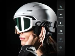 CRNK Skadi Alpha Ski Helm - Bluetooth Met Ingebouwde Speakers En Microfoon - Active Noice Cancellation -Zwart - Maat M -Ski Gemeenschap 1200x900 7