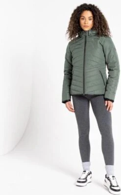 Dare 2b Dare B, Striking Everyday Waterdicht Dames Skijack, Duck Green, Maat 36 30 Dare 2b Dare B, Striking Everyday Waterdicht Dames Skijack, Duck Green, Maat 36 -Ski Gemeenschap 744x1200 1