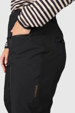 Brunotti Silverbird Women Skibroek - Black - L -Ski Gemeenschap 795x1200 1