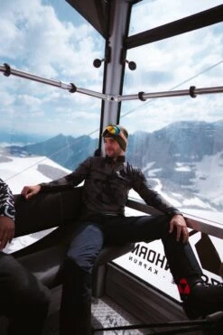 Gareth & Lucas Skipully The Three - Heren XL - 100% Gerecycled Polyester - Midlayer Sportshirt - Wintersport 18 Gareth & Lucas Skipully The Three - Heren XL - 100% Gerecycled Polyester - Midlayer Sportshirt - Wintersport -Ski Gemeenschap 800x1200 29