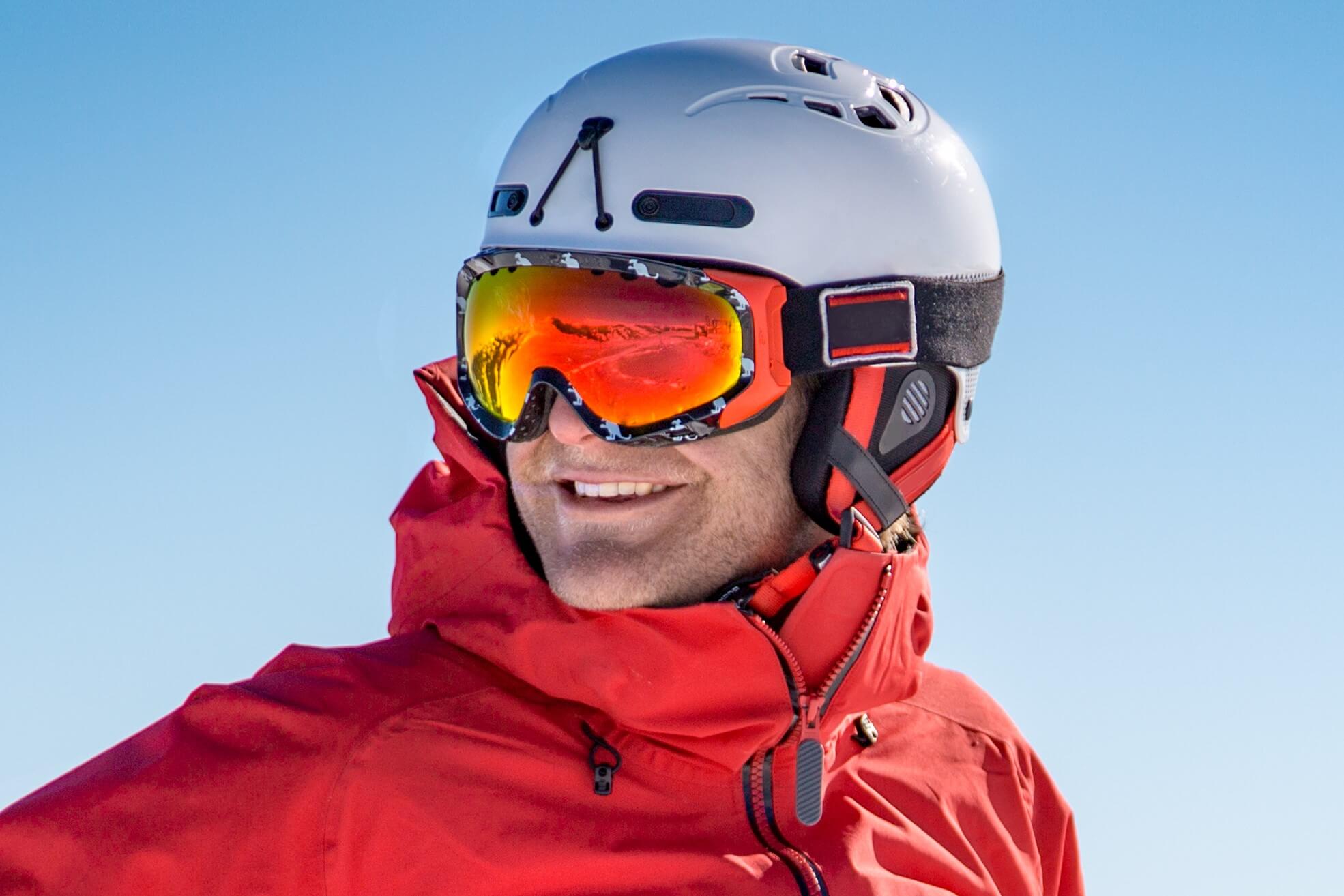 Ski Gemeenschap -Ski Gemeenschap shutterstock 710958820